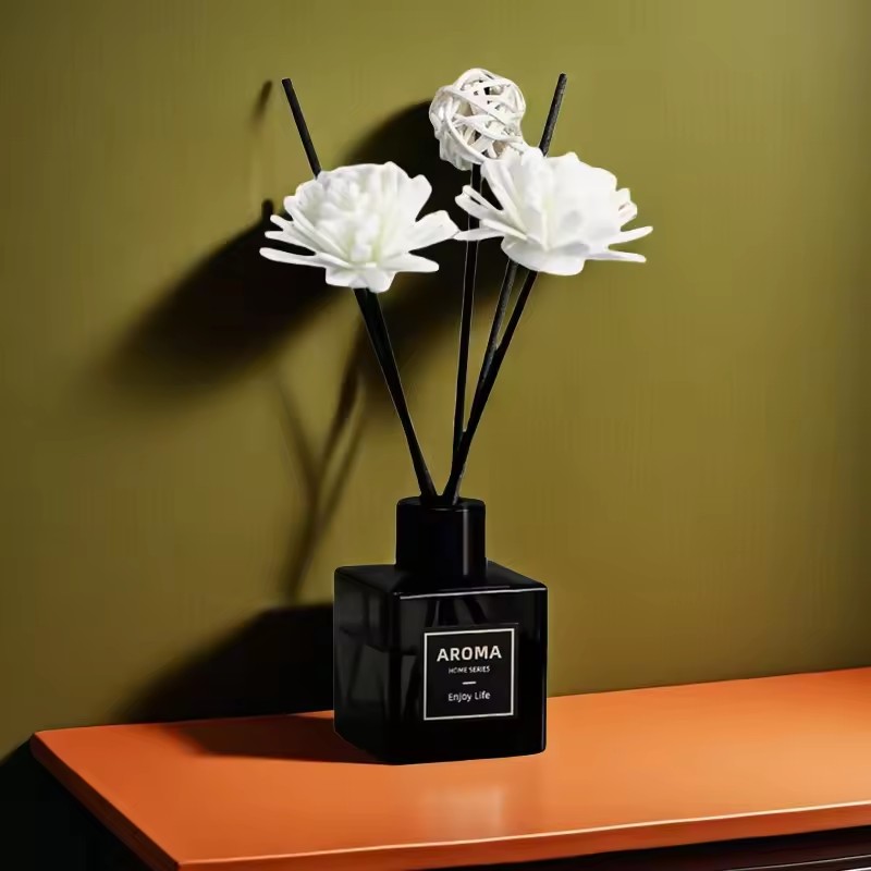 ホットセール 50ml フレームレスリードディフューザーオイ - Home Fragrance Oils For Diffusers のレビューと価格